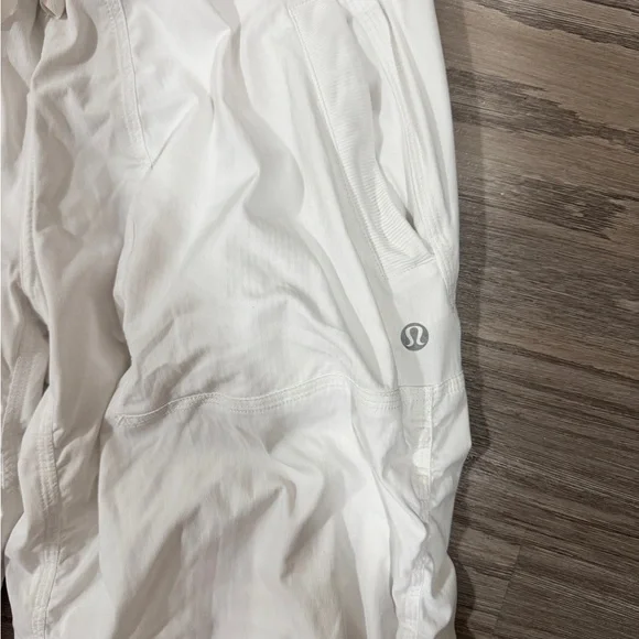 White Lululemon Dance Studio Pants Woman’s Size 6 - Picture 3 of 6